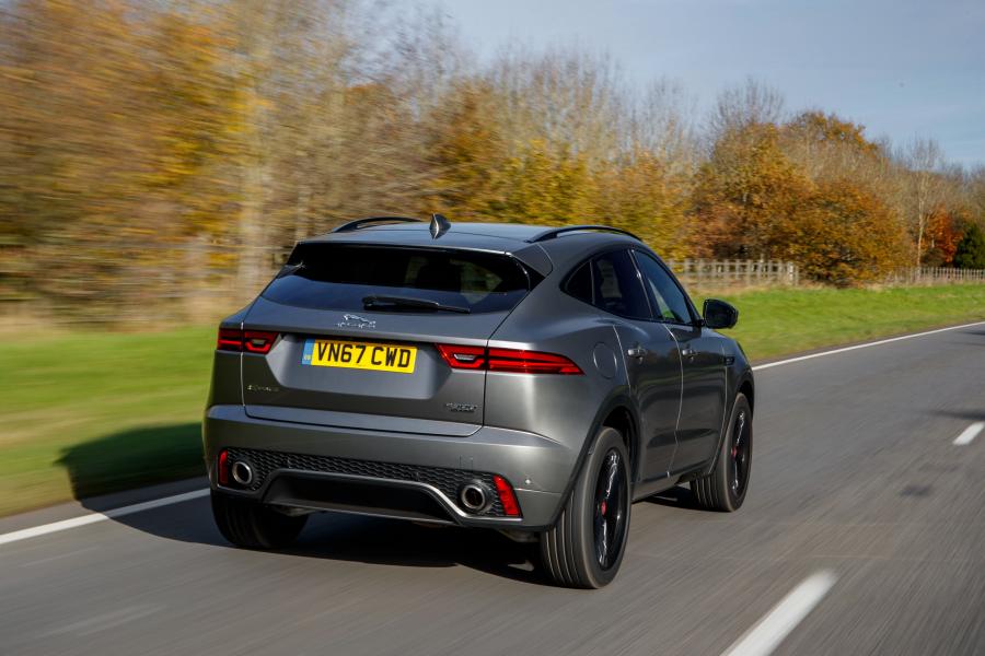  Jaguar E-Pace R-Dynamic P300 AWD 2017 года  (UK) (фото 32 из 44)